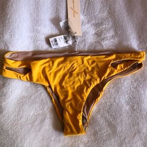 BRAND NEW SWIMSUIT BOTTOMS